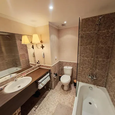 Royal Barcelo G404 Sunny Slăntjev Brjag